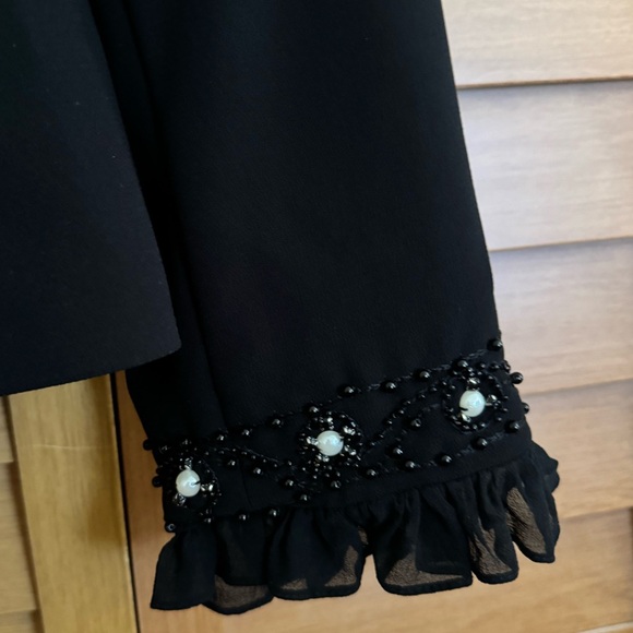 Tahari Arthur S. Levine LUXE Black Designer Blazer, Ruffle Beaded Sleeves, Sz 8 - Picture 6 of 10